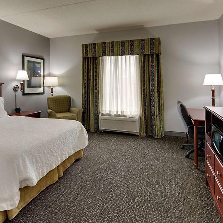Hampton Inn & Suites Indianapolis-Airport Экстерьер фото