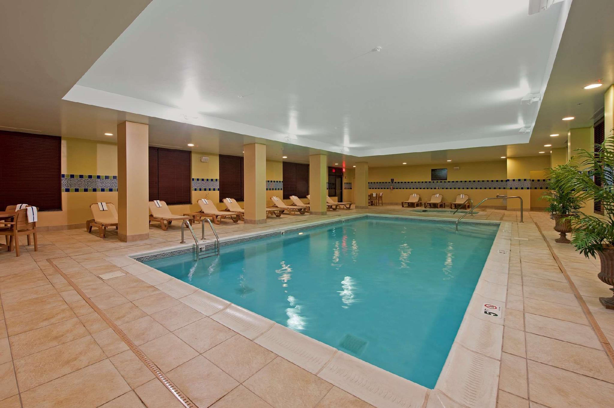 Hampton Inn & Suites Indianapolis-Airport Удобства фото