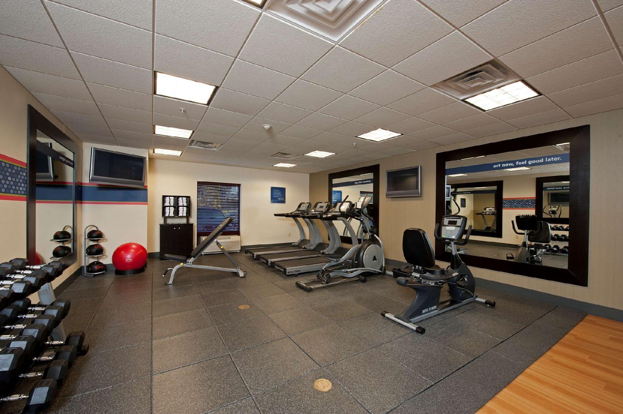 Hampton Inn & Suites Indianapolis-Airport Удобства фото